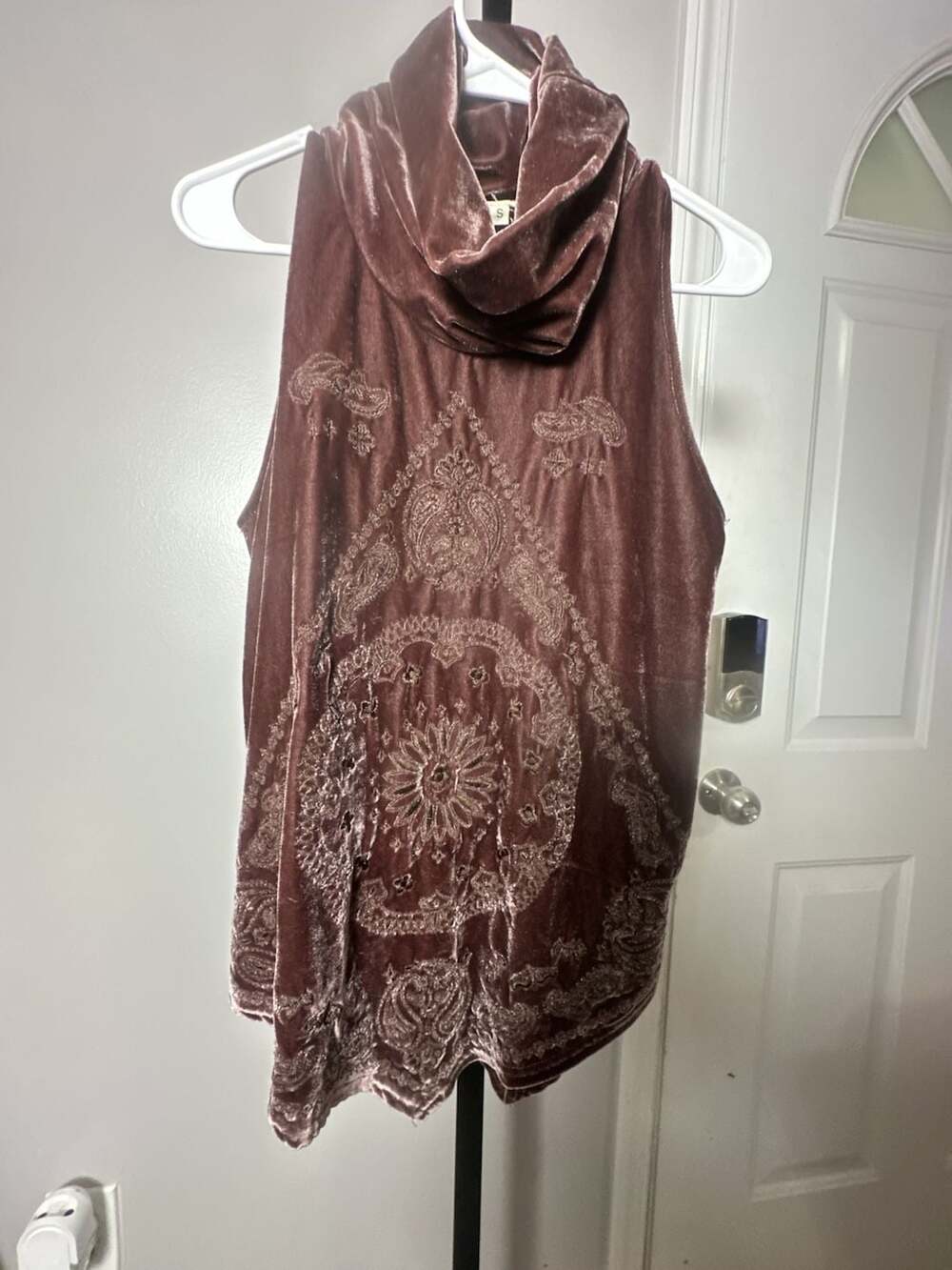 POL Velvet Sleeveless Cowl Neck Tank Top with Embellished Mandala Print#940